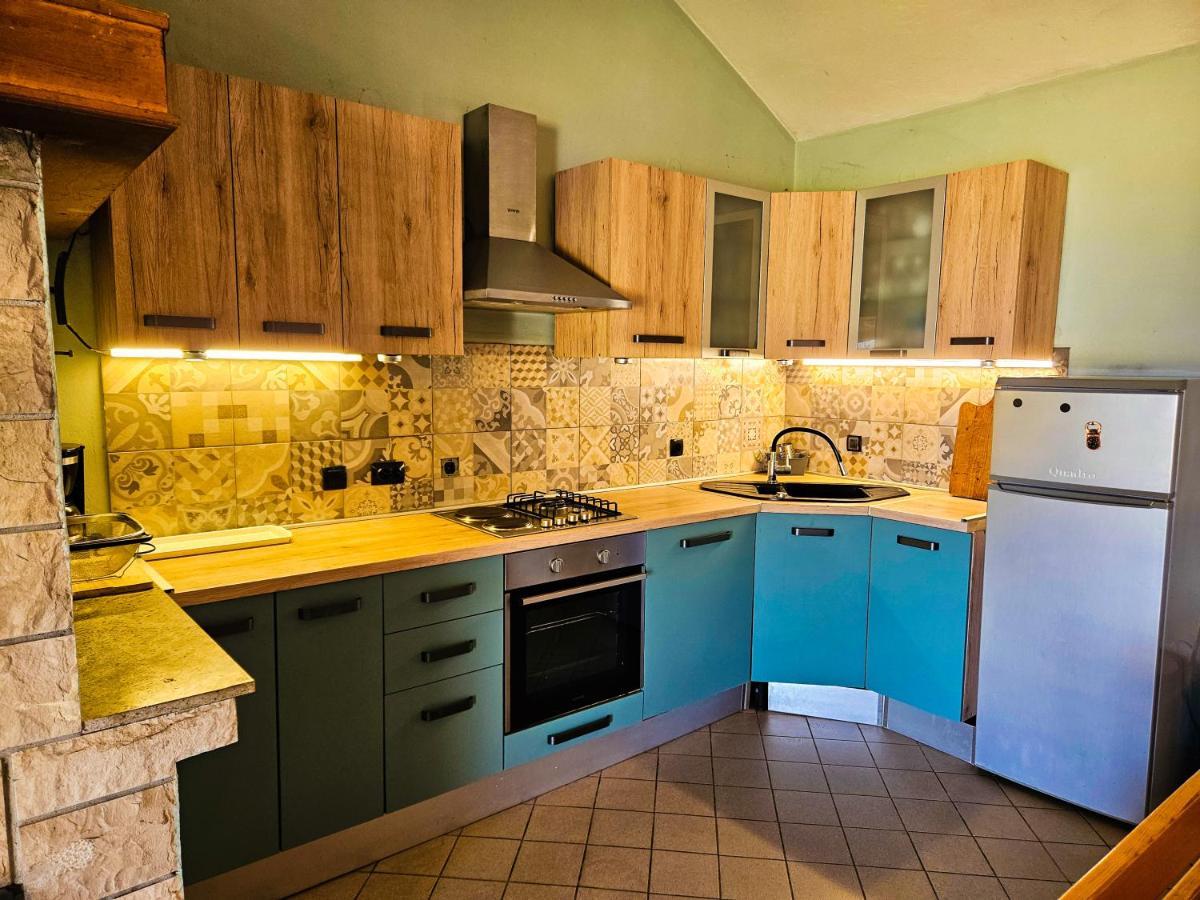 Aenona Sea View Apartments Nin Luaran gambar