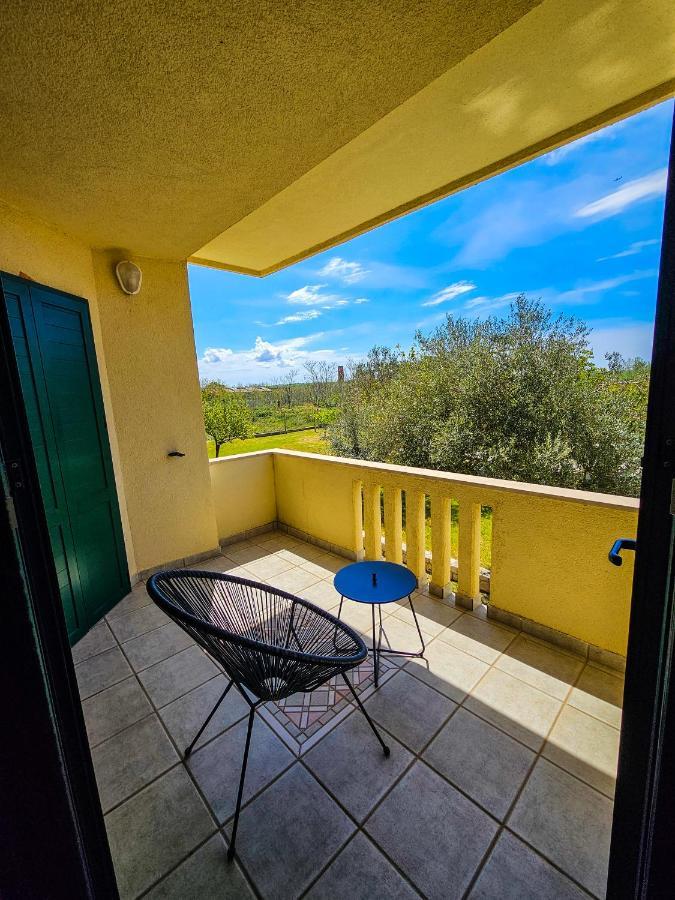 Aenona Sea View Apartments Nin Luaran gambar
